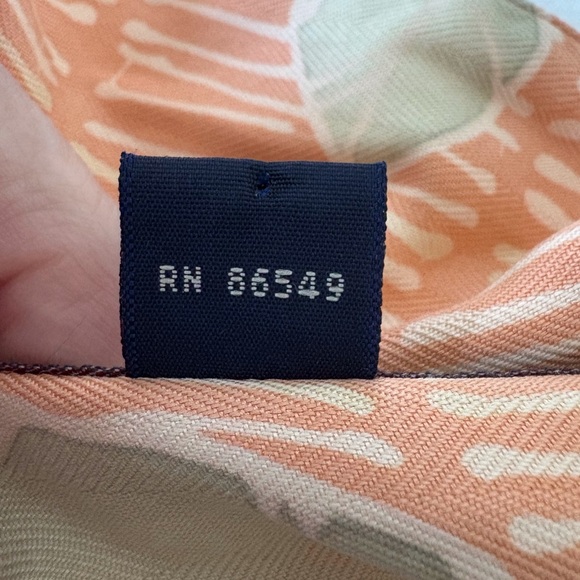 Tommy Bahama Men Size L Silk Short Sleeve Shirt Tropical Beach Cruise Peach Soft - Picture 8 of 10